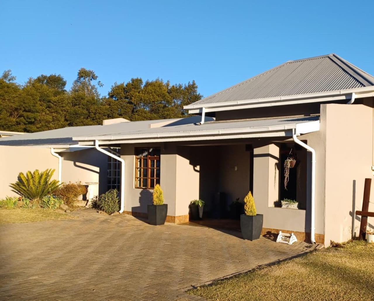 Drakensberg Mountain Retreat Vendégház Bergville Kültér fotó